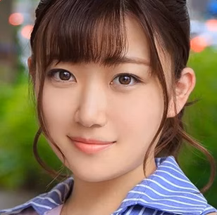 小梅えな